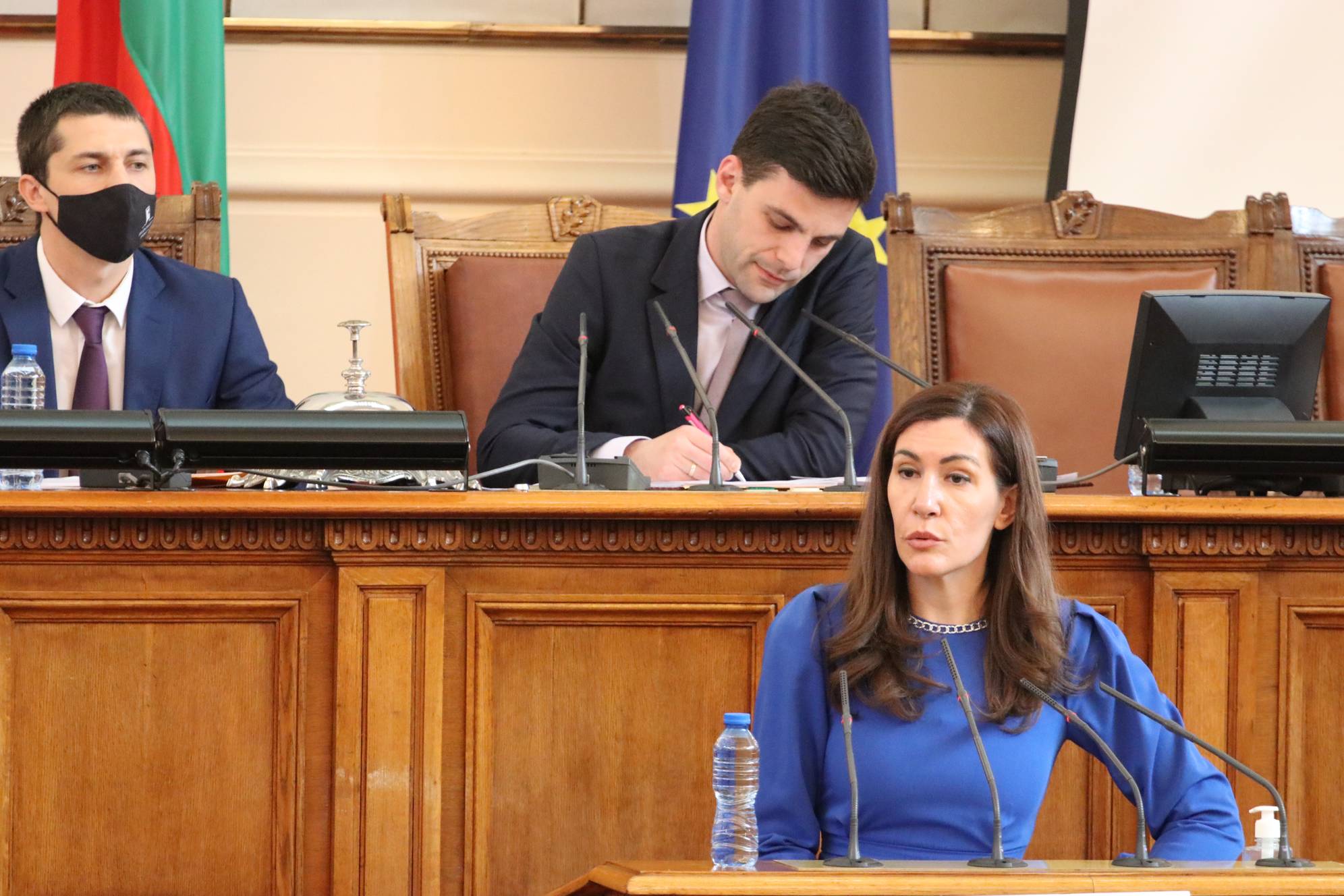  Николина Ангелкова, ГЕРБ 